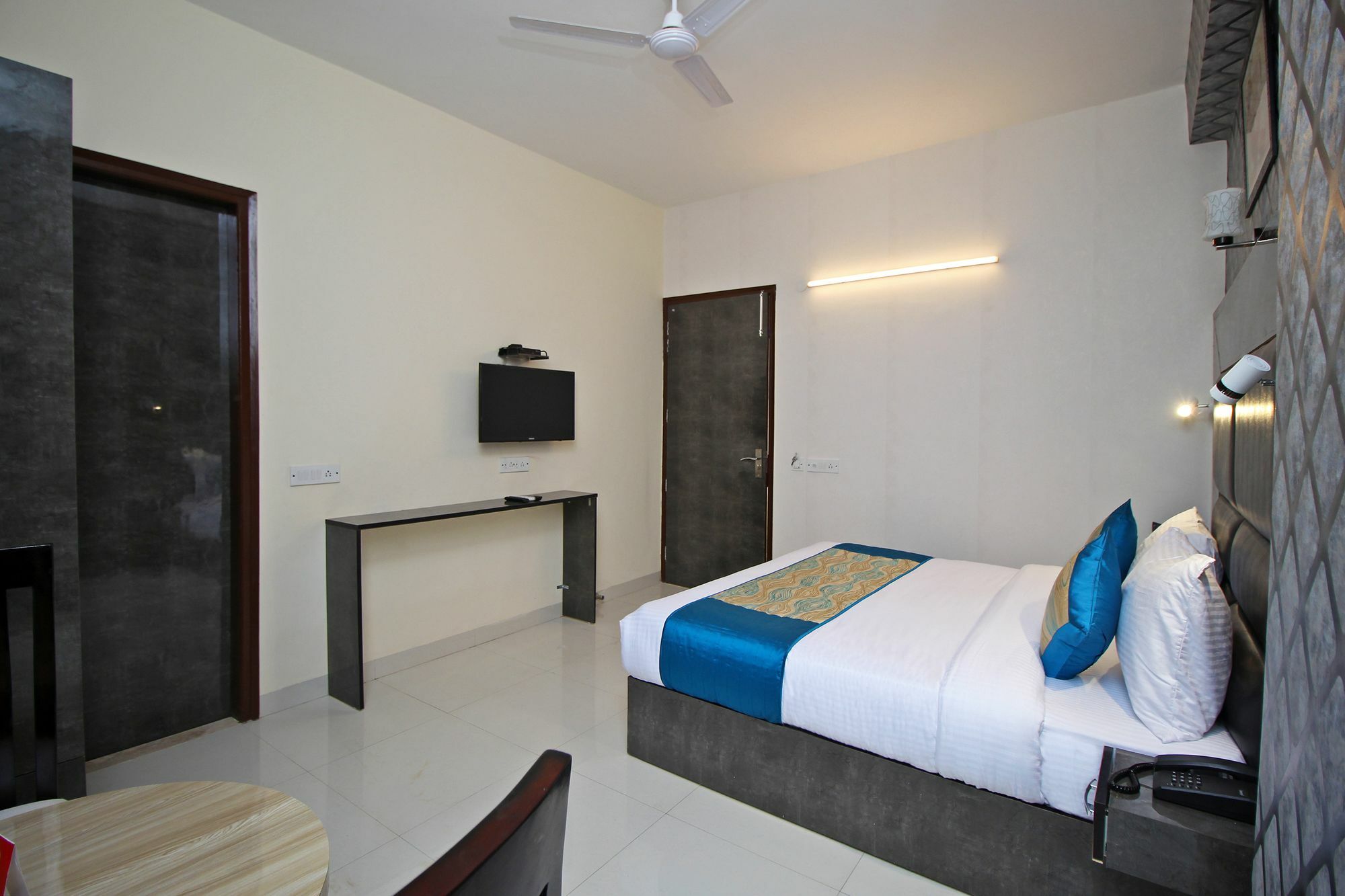 Airport Hotel Hsp Neu-Delhi Exterior foto